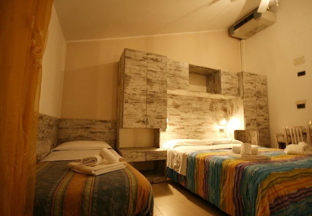 Hotel Oasi Del Mare 3*
